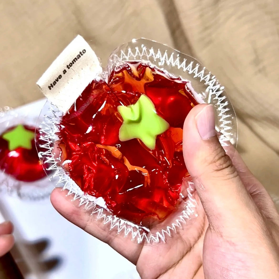 1A【Tomato】Transparent Squishy Toys