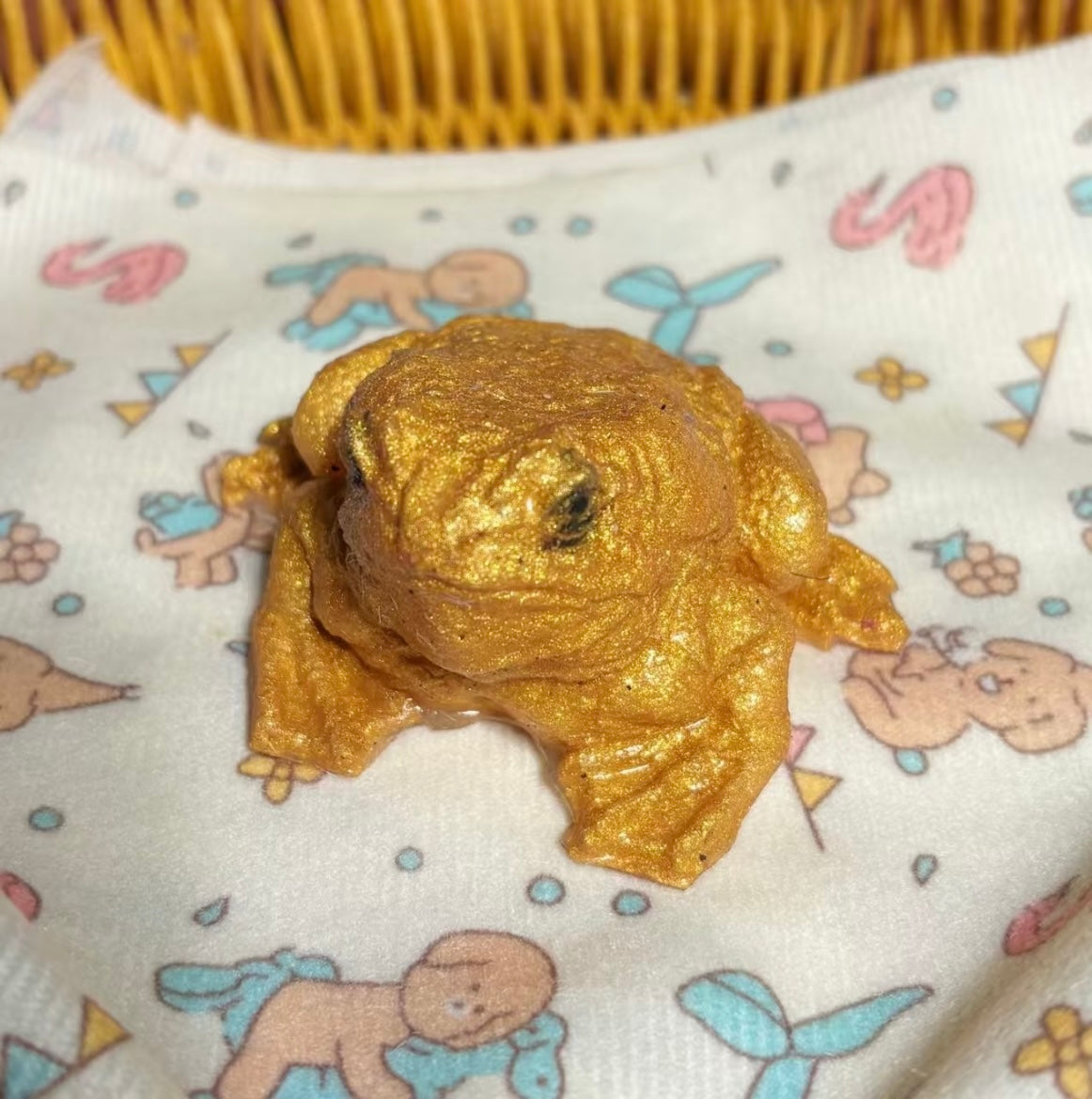 A【Frog】Inedible Handmade Silicone Squishy Toy