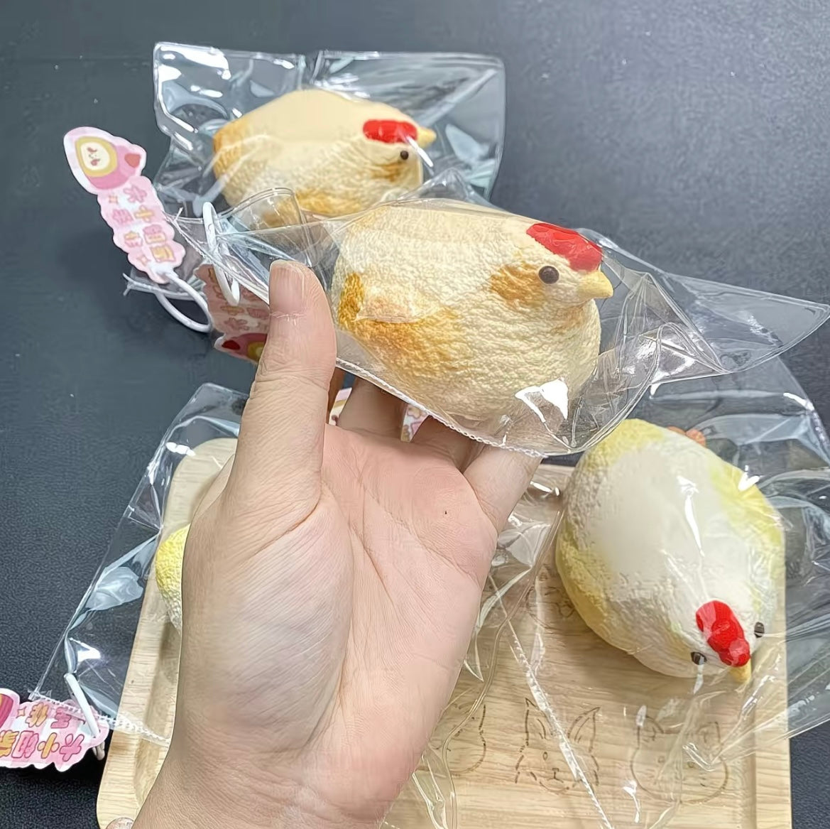 1A【Hen】Inedible Handmade Silicone Squishy Toy