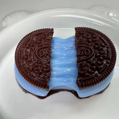 A【Stringy Oreo】Inedible Handmade Silicone Squishy Toy