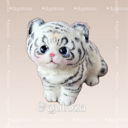 A【Cat 】Inedible Handmade Silicone Squishy Toy