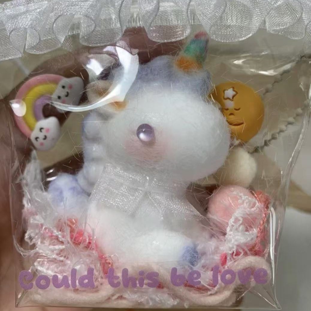 【Unicorn】Inedible Handmade Silicone Squishy Toy