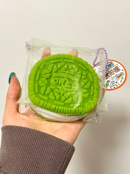 【Oero Cake】Inedible Handmade Silicone Squishy Toy