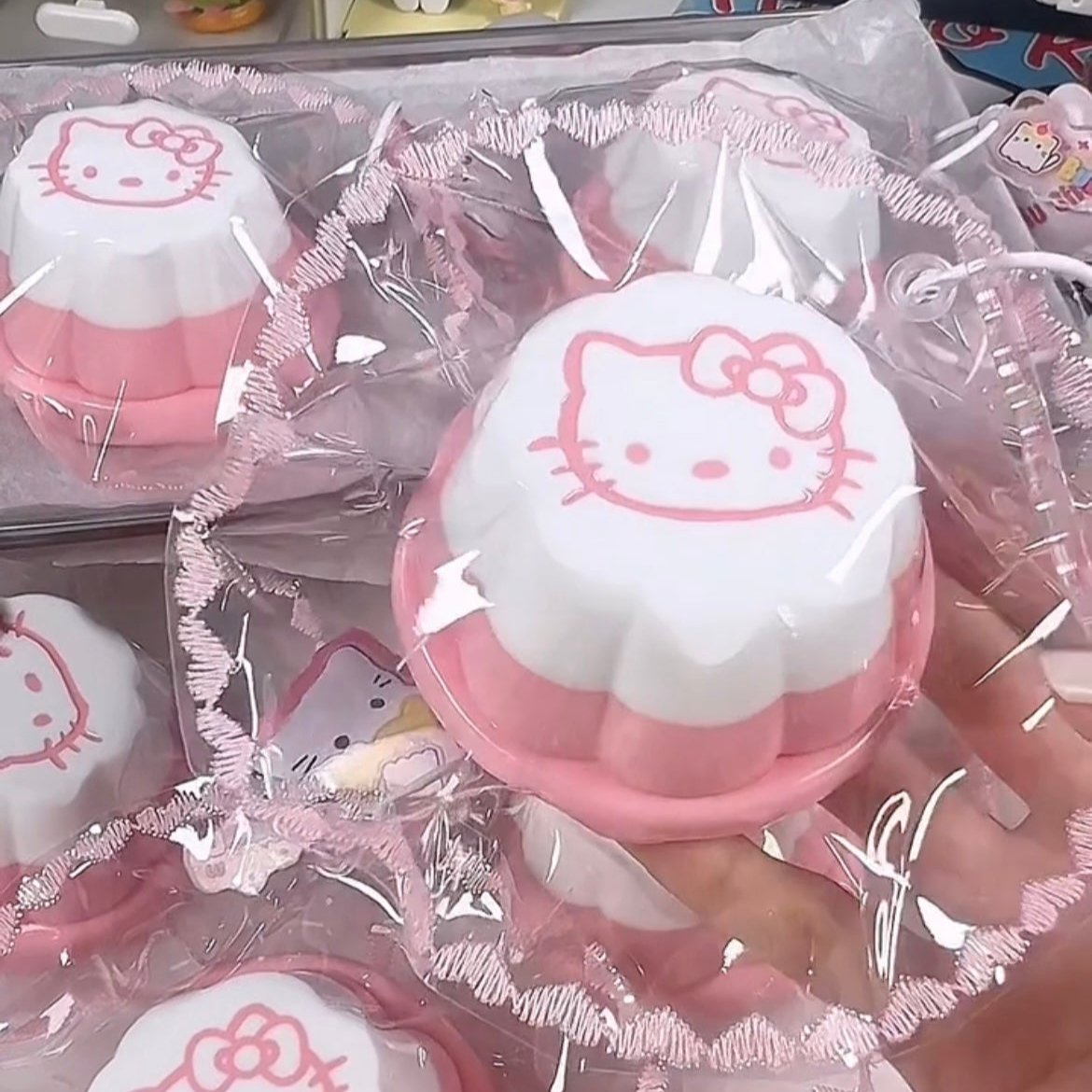 【KT Pudding】Inedible Handmade Silicone Squishy Toy