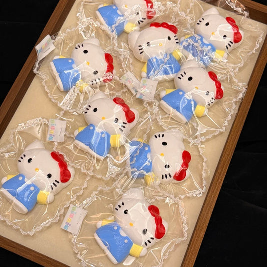 【KT】Inedible Handmade Silicone Squishy Toy