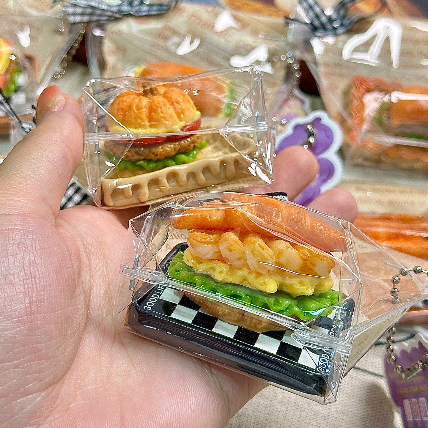 1A【Mini Pumpkin Burger 】Inedible Handmade Silicone Squishy Toy