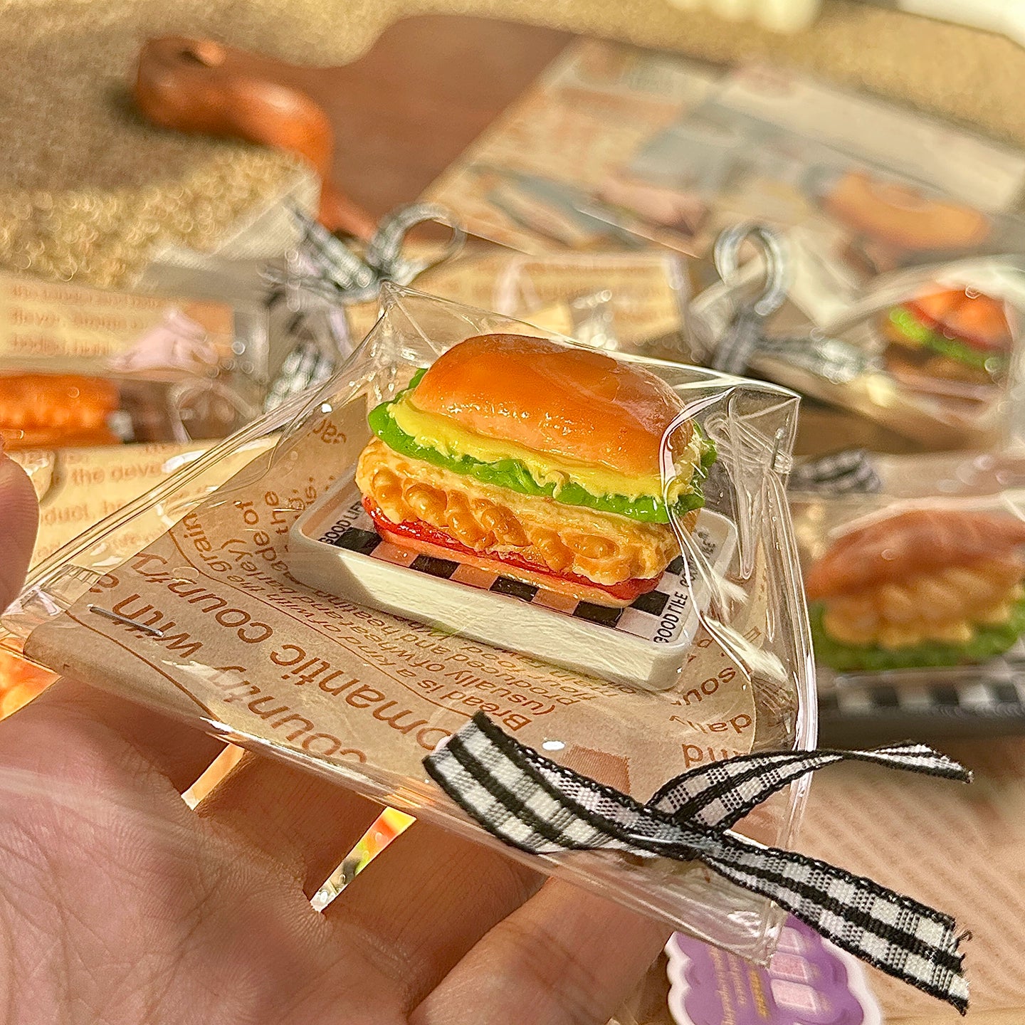 1A【Mini Pumpkin Burger 】Inedible Handmade Silicone Squishy Toy